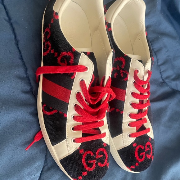 Gucci Red and Blue Patterned Sneakers - Picture 1 of 4